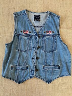 Solutions Original Embroidered Patriotic Flags Denim Vest jacket Women’s Large